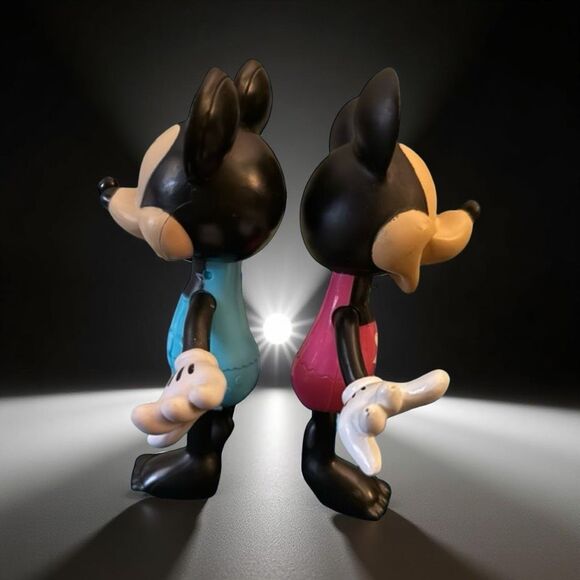 Disney Minnie Mouse Doll Snap N Style Posable Dress Up & Mickey Swimming Toy A7 - Picture 6 of 8